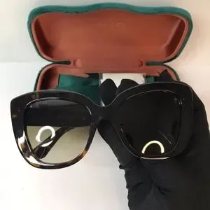 Gucci | Accessories | New Original Gucci Light Brown  display picture 3